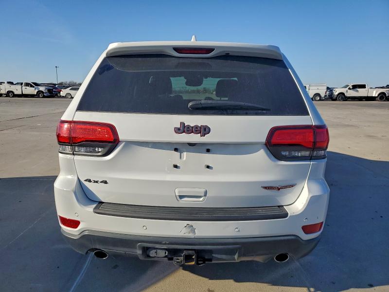 Photo 6 from auction – 2018 JEEP GRAND CHER with VIN 1C4RJFLT9JC475983