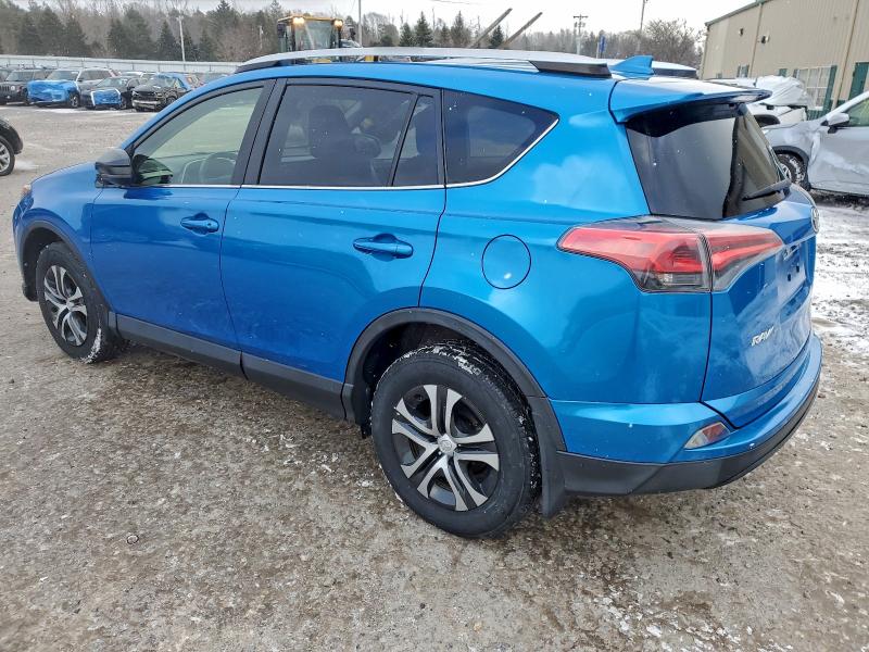 Photo 2 from auction – 2016 TOYOTA RAV4 LE with VIN JTMBFREV3GD197328