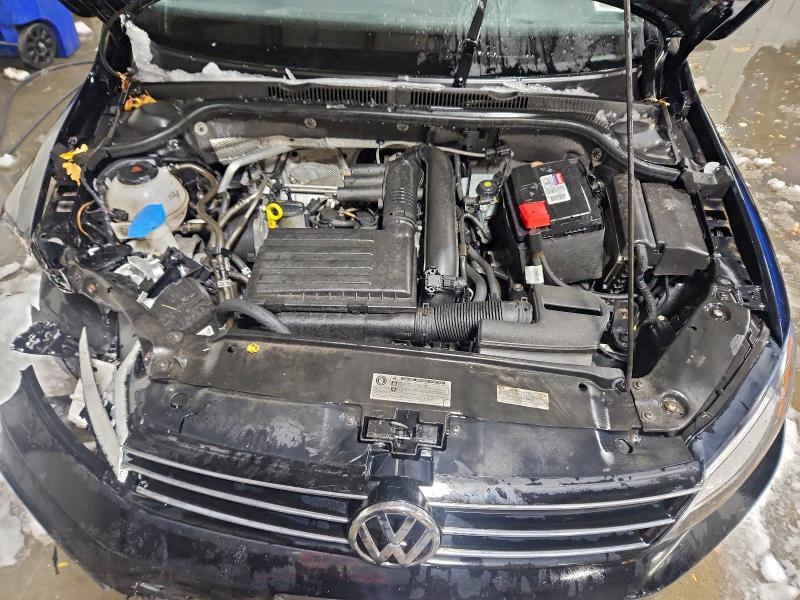 Photo 11 from auction – 2018 VOLKSWAGEN JETTA S with VIN 3VW2B7AJ4JM229585