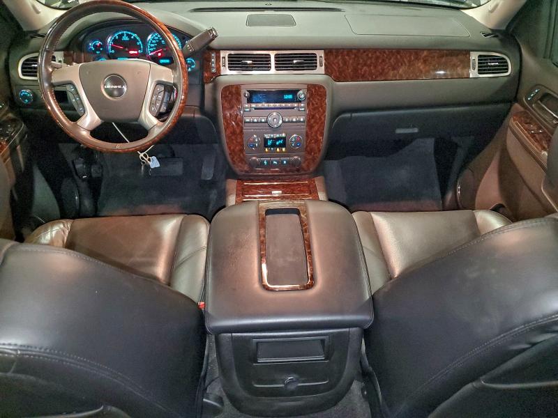 Photo 8 from auction – 2011 GMC SIERRA K15 with VIN 3GTP2XE22BG117508