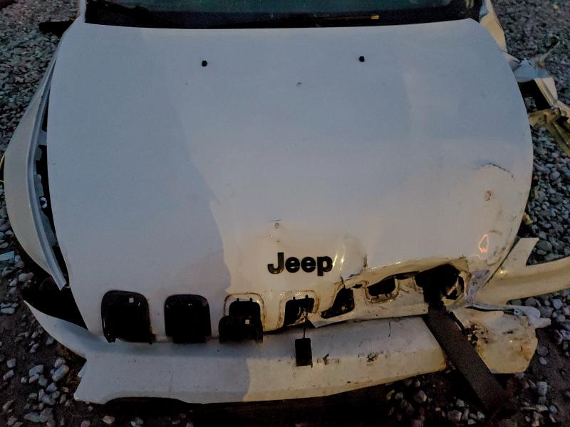 Photo 12 from auction – 2017 JEEP CHEROKEE L with VIN 1C4PJLDB6HW650162