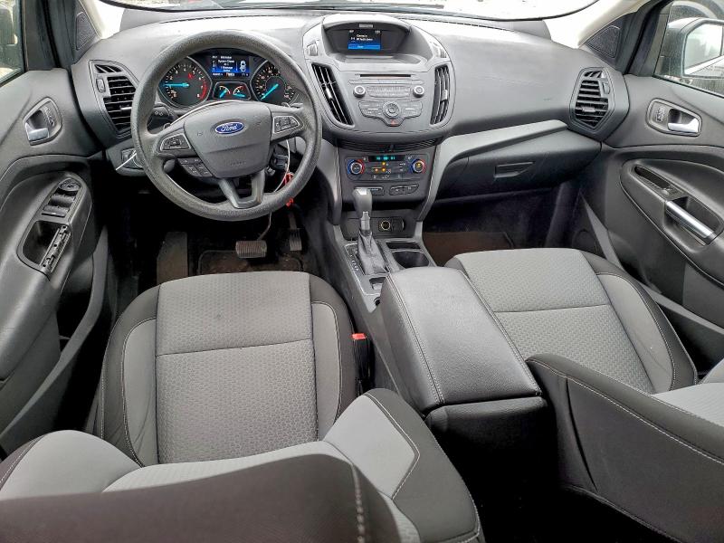 Photo 8 from auction – 2017 FORD ESCAPE SE with VIN 1FMCU0GD9HUC02555