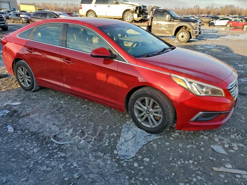 Photo 4 from auction – 2017 HYUNDAI SONATA SE with VIN 5NPE24AF9HH548667