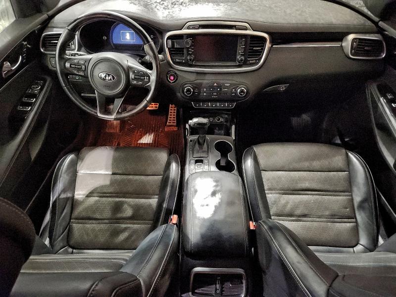 Photo 8 from auction – 2016 KIA SORENTO SX with VIN 5XYPKDA56GG184374