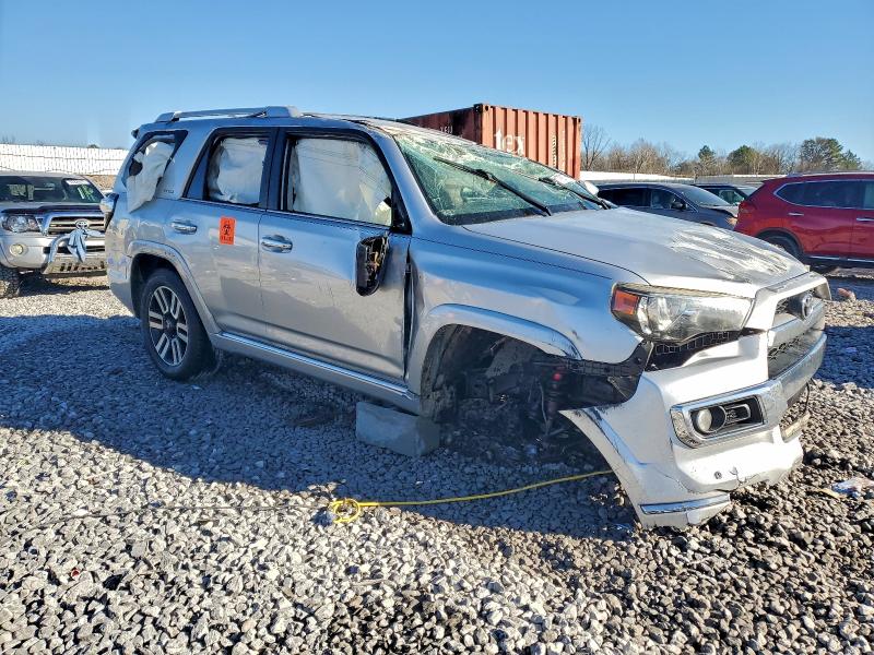 Photo 4 from auction – 2016 TOYOTA 4RUNNER SR with VIN JTEBU5JR2G5363612