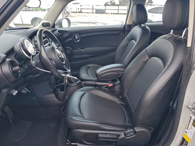 Photo 7 from auction – 2016 MINI COOPER with VIN WMWXP5C57G3B76180