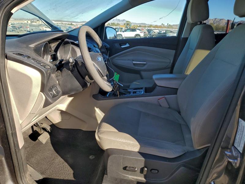 Photo 7 from auction – 2017 FORD ESCAPE SE with VIN 1FMCU0GD5HUD45180