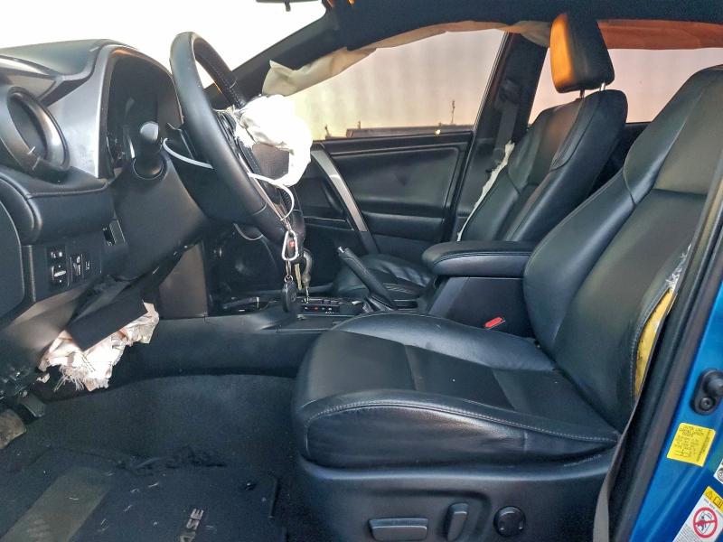 Photo 7 from auction – 2017 TOYOTA RAV4 SE with VIN JTMNFREV8HJ149355