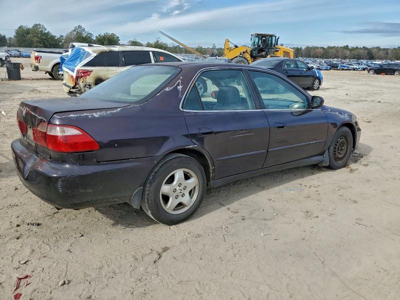 Photo 3 from auction – 1999 HONDA ACCORD EX with VIN 1HGCG1659XA061175