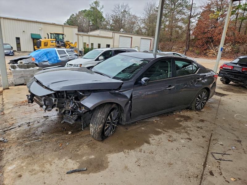 NISSAN ALTIMA 2024 with VIN 1N4BL4DVXRN351355 - Photo from auction