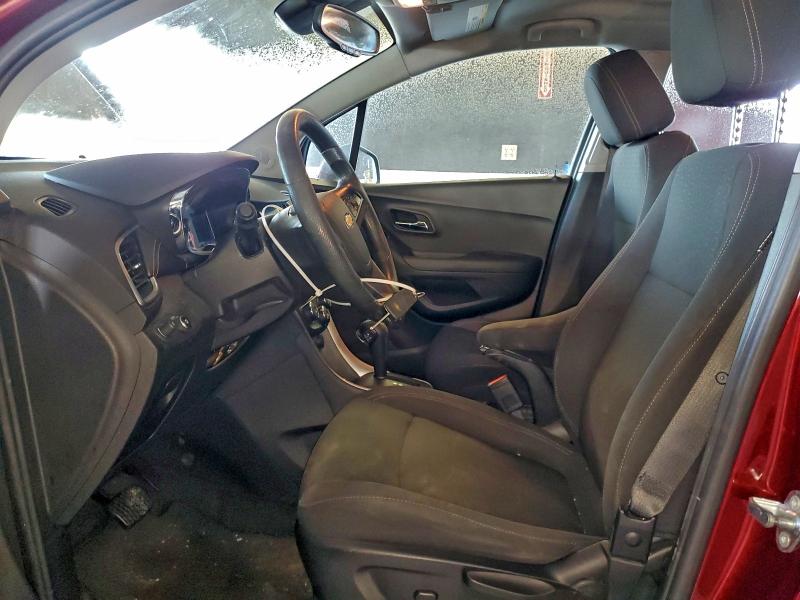 Photo 7 from auction – 2017 CHEVROLET TRAX LS with VIN 3GNCJKSB5HL276359