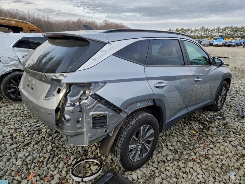 Photo 3 from auction – 2022 HYUNDAI TUCSON BLU with VIN KM8JBCA17NU024413