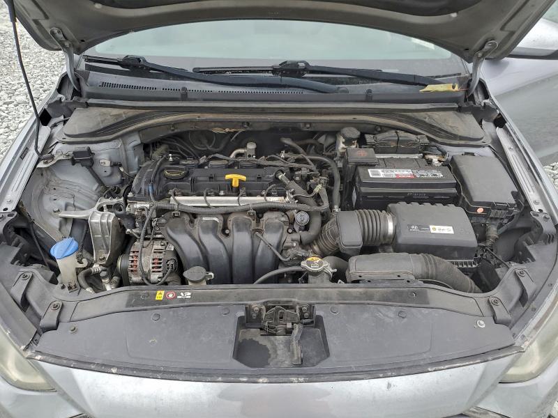 Photo 11 from auction – 2017 HYUNDAI ELANTRA with VIN 5NPD84LF2HH085407