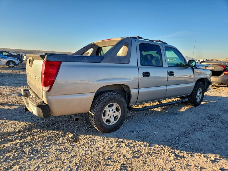 Photo 3 from auction – 2006 CHEVROLET AVALANCHE with VIN 3GNEC12ZX6G104697