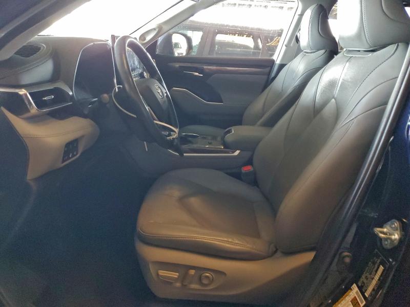 Photo 7 from auction – 2021 TOYOTA HIGHLANDER with VIN 5TDDBRCH4MS023656