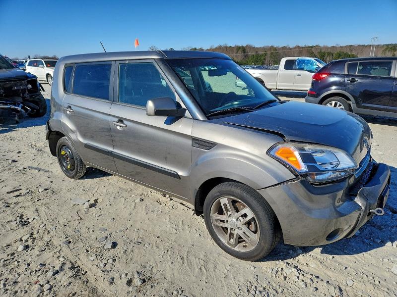 Photo 4 from auction – 2011 KIA SOUL + with VIN KNDJT2A25B7238704
