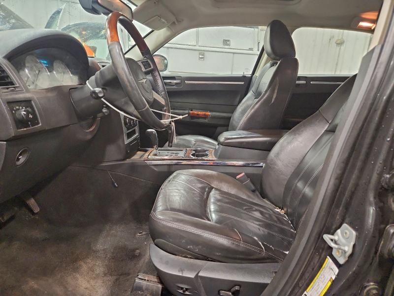 Photo 7 from auction – 2010 CHRYSLER 300C with VIN 2C3CA6CT6AH145161
