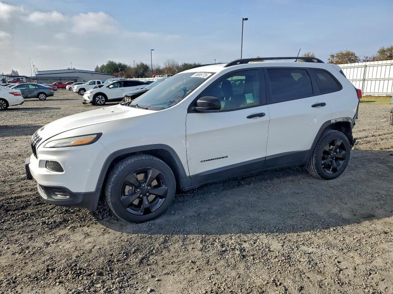 JEEP CHEROKEE S 2016 with VIN 1C4PJLAB5GW371143 - Photo from auction