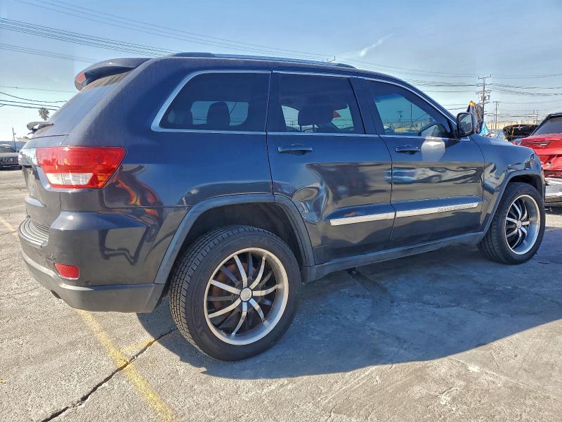 Photo 3 from auction – 2013 JEEP GRAND CHER with VIN 1C4RJFAG8DC505517