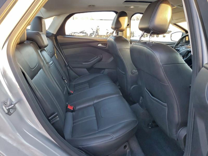 صورة رقم 10 من المزاد - 2012 FORD FOCUS SEL مع VIN 1FAHP3H27CL109246