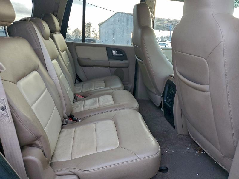 Photo 10 from auction – 2004 FORD EXPEDITION with VIN 1FMRU17W64LA14920