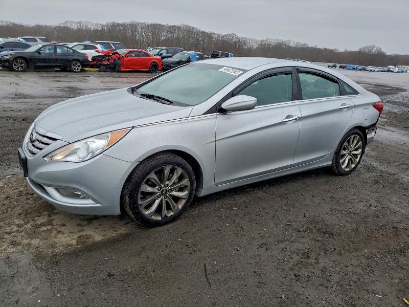 HYUNDAI SONATA SE 2011 with VIN 5NPEC4AC0BH252771 - Photo from auction