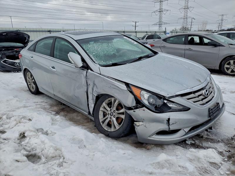 Photo 4 from auction – 2011 HYUNDAI SONATA SE with VIN 5NPEC4AC4BH014454