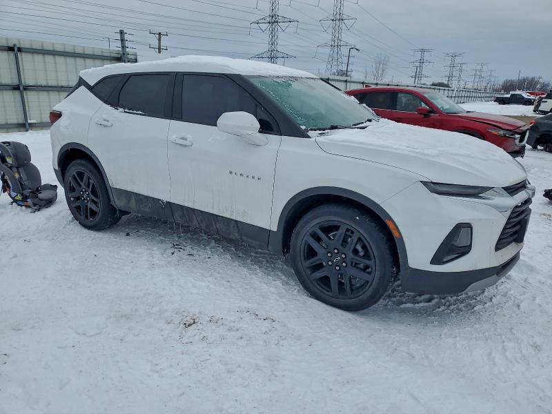 Photo 4 from auction – 2022 CHEVROLET BLAZER 2LT with VIN 3GNKBHR46NS201917