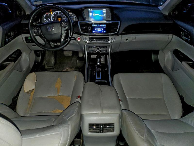 Photo 8 from auction – 2015 HONDA ACCORD TOU with VIN 1HGCR3F97FA034273