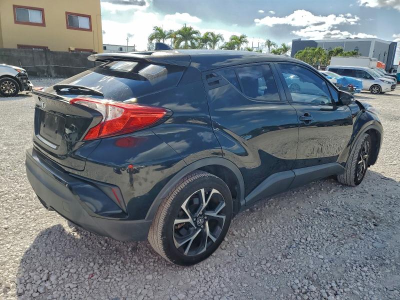 Photo 3 from auction – 2019 TOYOTA C-HR XLE with VIN NMTKHMBXXKR091893