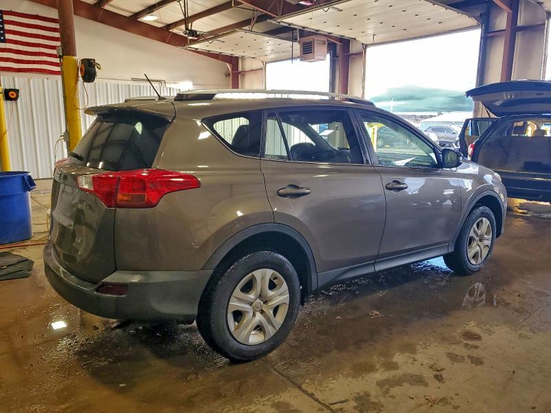 Photo 3 from auction – 2015 TOYOTA RAV4 LE with VIN JTMBFREV4FD145172