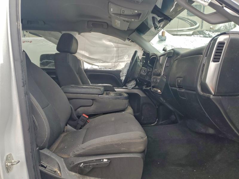 Photo 7 from auction – 2018 CHEVROLET SILVERADO with VIN 3GCUKREC2JG349242