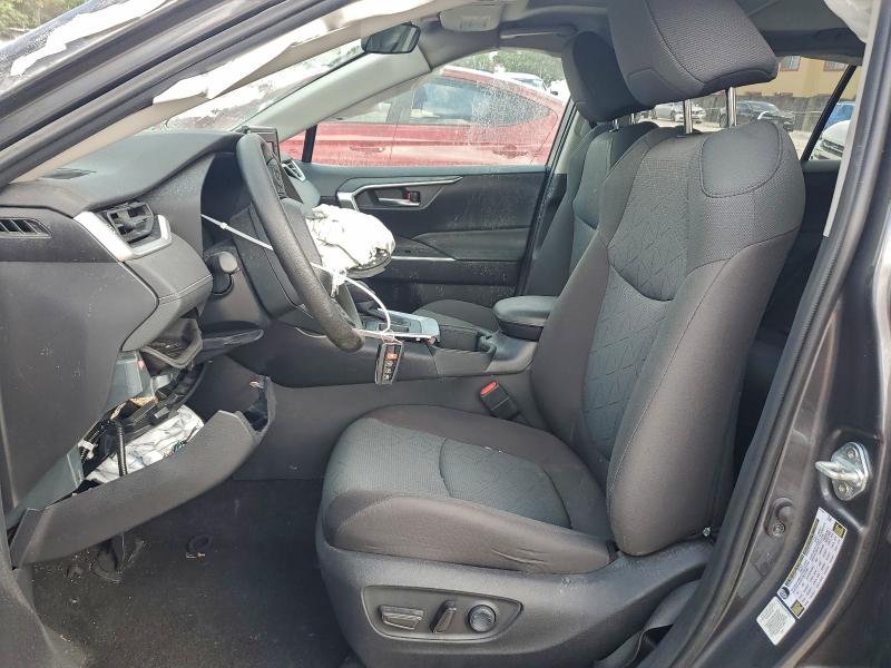 Photo 7 from auction – 2022 TOYOTA RAV4 XLE with VIN 2T3W1RFV1NC213297