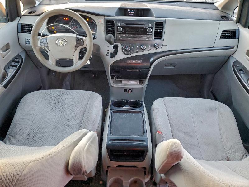 Photo 8 from auction – 2011 TOYOTA SIENNA LE with VIN 5TDKK3DC1BS137926