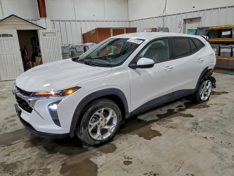CHEVROLET TRAX LS 2025 with VIN KL77LFEP4SC342838 - Photo from auction