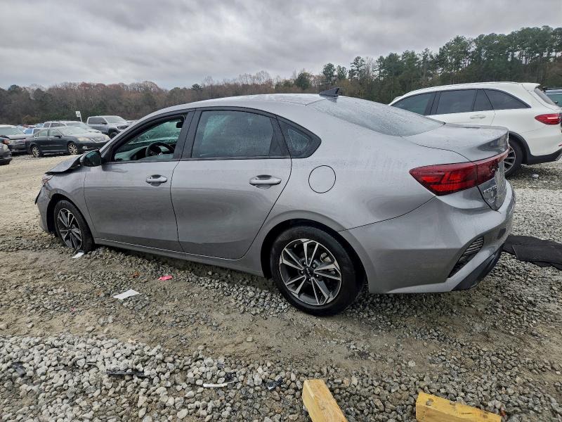 Photo 2 from auction – 2024 KIA FORTE with VIN 3KPF24AD1RE747396