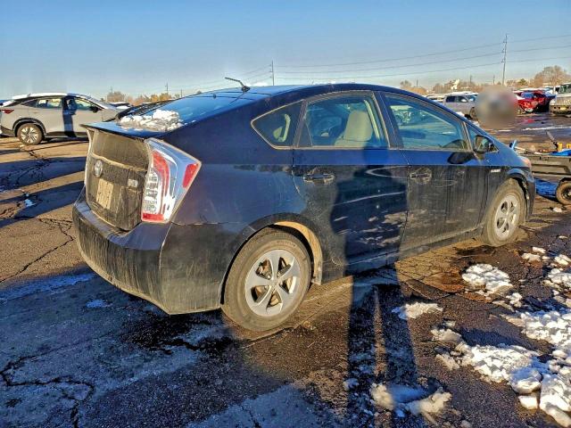 Photo 3 from auction – 2014 TOYOTA PRIUS with VIN JTDKN3DU3E0379236