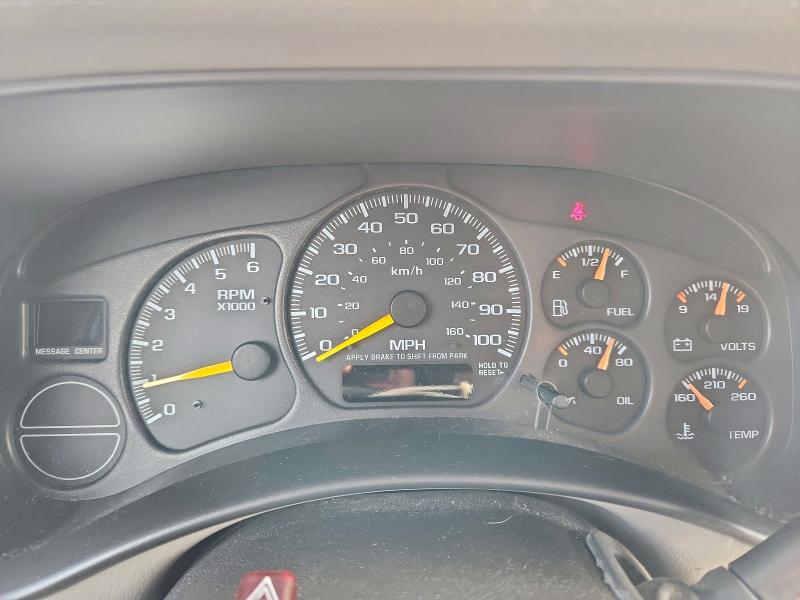 Photo 9 from auction – 1999 GMC NEW SIERRA with VIN 2GTEC19T7X1539035