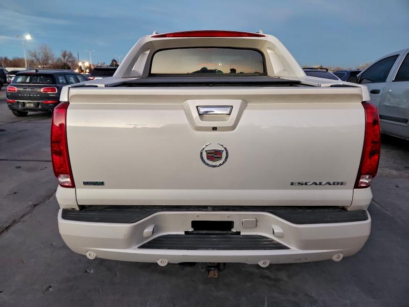 Photo 6 from auction – 2010 CADILLAC ESCALADE E with VIN 3GYVKMEF5AG261295