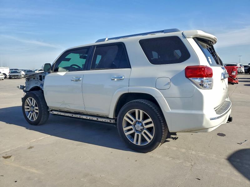 Photo 2 from auction – 2012 TOYOTA 4RUNNER SR with VIN JTEZU5JR7C5039273