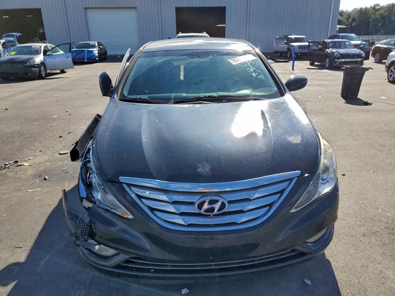 Photo 5 from auction – 2013 HYUNDAI SONATA SE with VIN 5NPEC4AC4DH601188