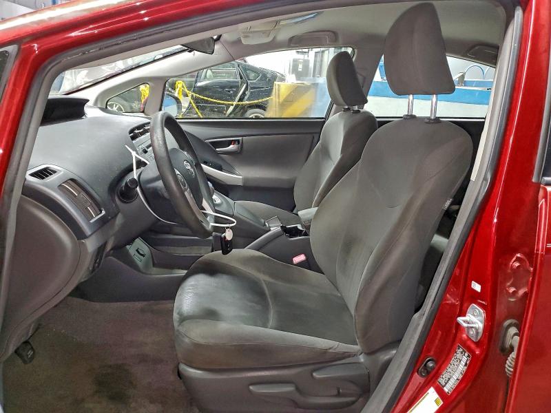 Photo 7 from auction – 2011 TOYOTA PRIUS with VIN JTDKN3DUXB5367678