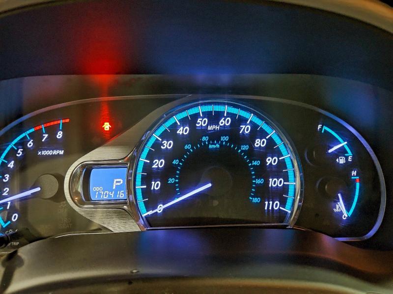 Photo 9 from auction – 2014 TOYOTA SIENNA XLE with VIN 5TDYK3DC0ES449900