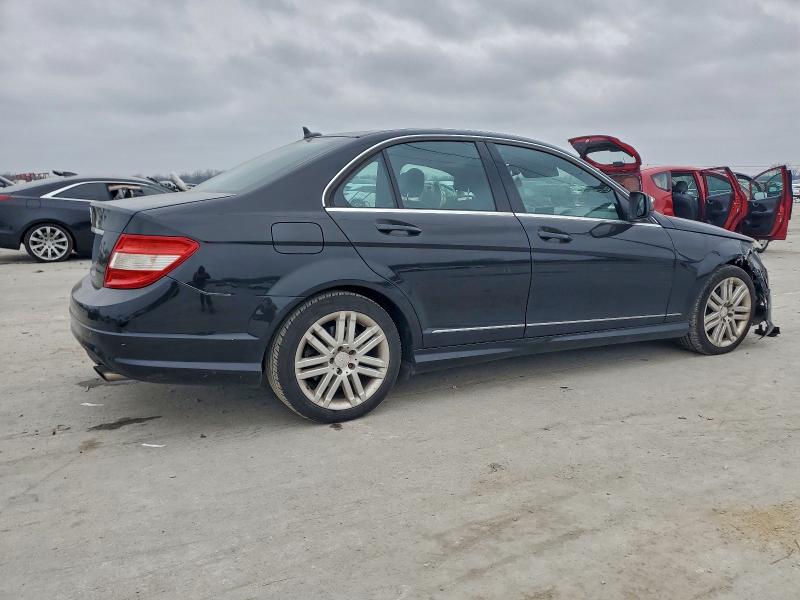 Photo 3 from auction – 2008 MERCEDES BENZ C with VIN WDDGF54X98F075893