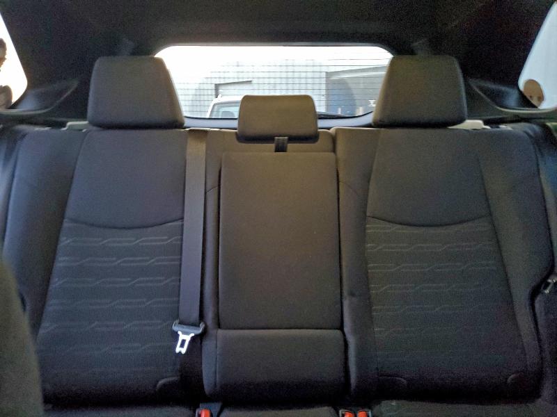 Photo 10 from auction – 2022 TOYOTA RAV4 with VIN JTM16RFV9ND068923