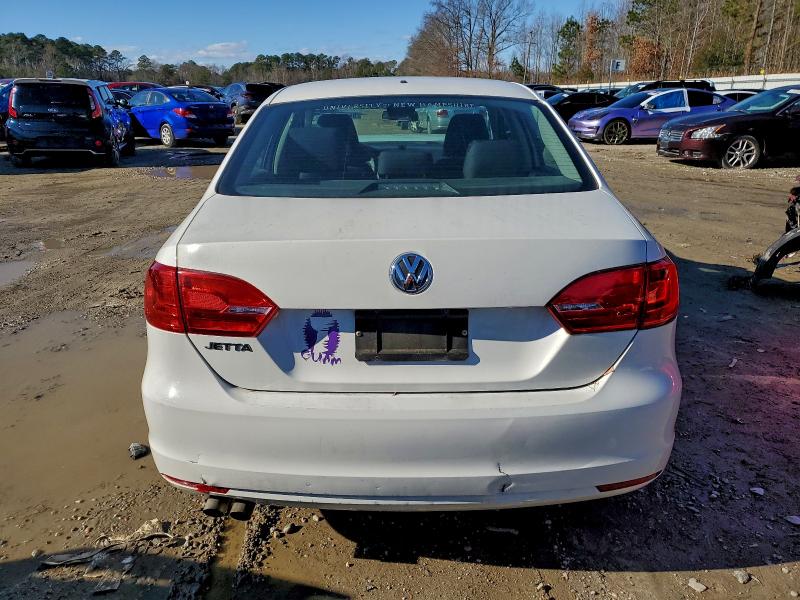 Photo 6 from auction – 2014 VOLKSWAGEN JETTA BASE with VIN 3VW2K7AJ2EM228649
