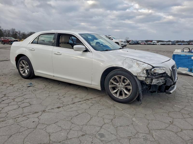 Zdjęcie 4 z aukcji – 2015 CHRYSLER 300 LIMITE z VIN 2C3CCAAG7FH921260