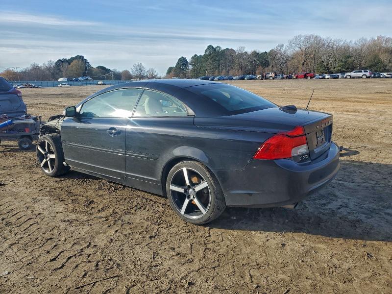 Photo 2 from auction – 2012 VOLVO C70 with VIN YV1672MC0CJ128334