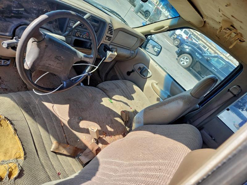 Photo 8 from auction – 1997 CHEVROLET GMT-400 C1 with VIN 1GCEC19M5VE203212