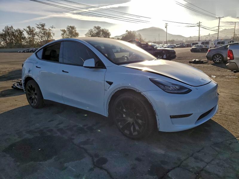 Photo 4 from auction – 2021 TESLA MODEL Y with VIN 5YJYGAEE1MF217718